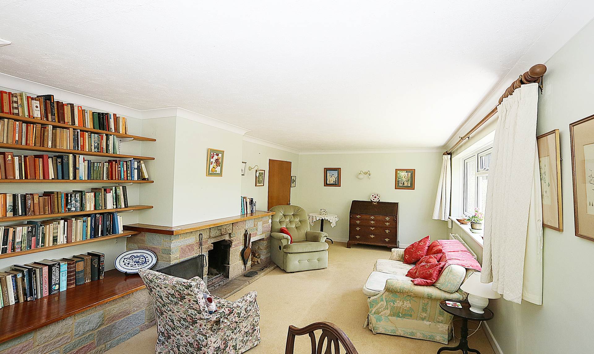 Beechfield Lane, Frilsham, Berkshire, Image 2