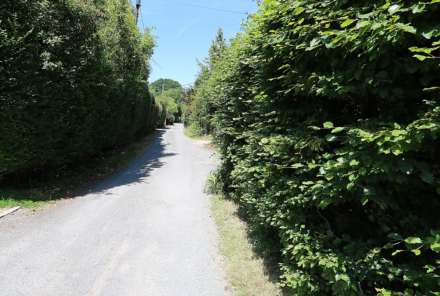 Beechfield Lane, Frilsham, Berkshire, Image 13