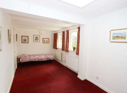 Beechfield Lane, Frilsham, Berkshire, Image 9