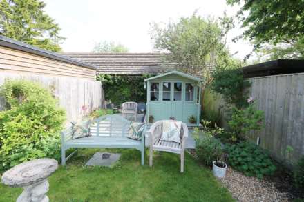 North Street, nr Englefield, Theale, Image 12