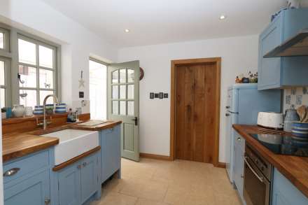 North Street, nr Englefield, Theale, Image 4