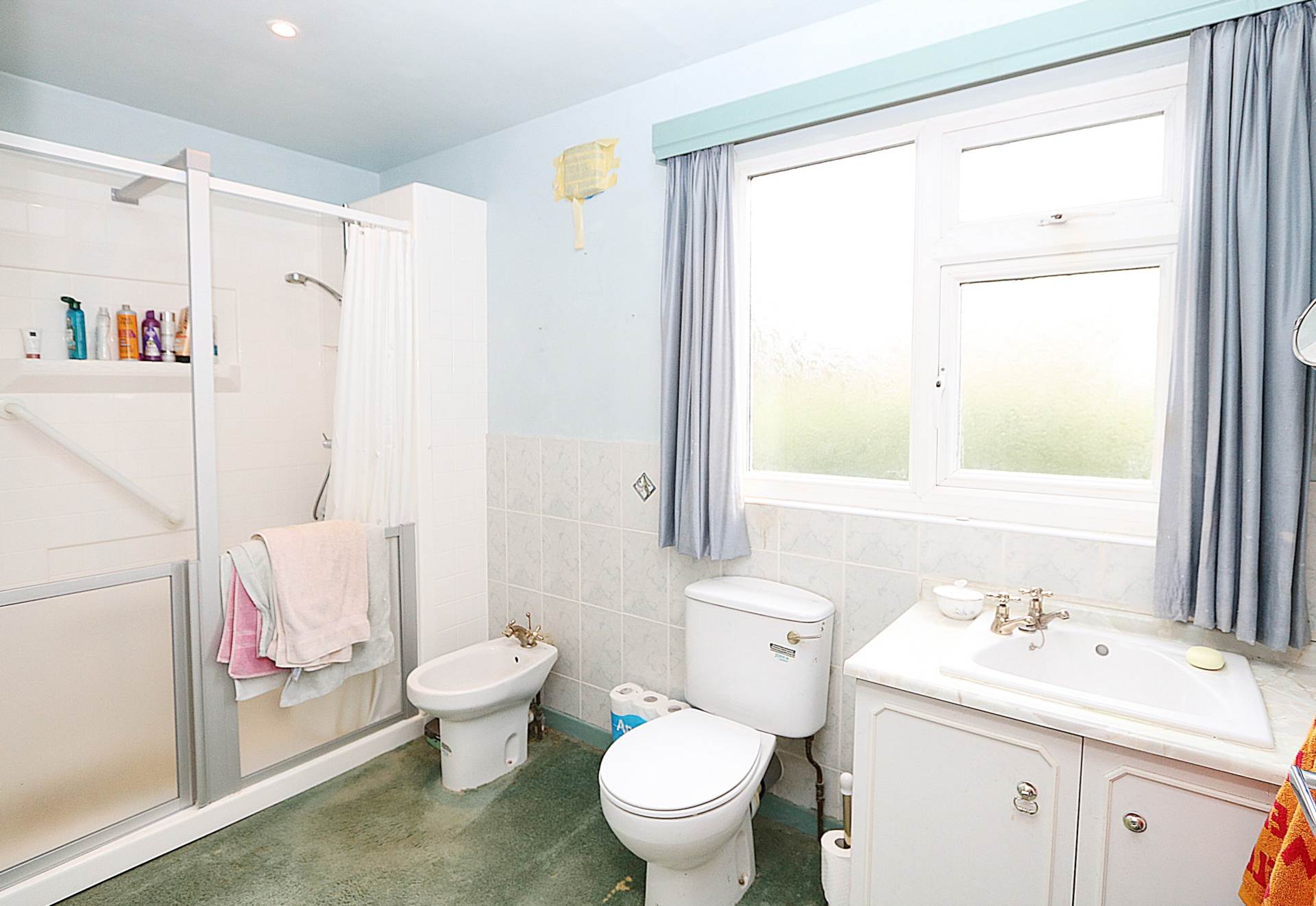 Whitchurch-on-Thames - Walk to Shops & train station, Image 15