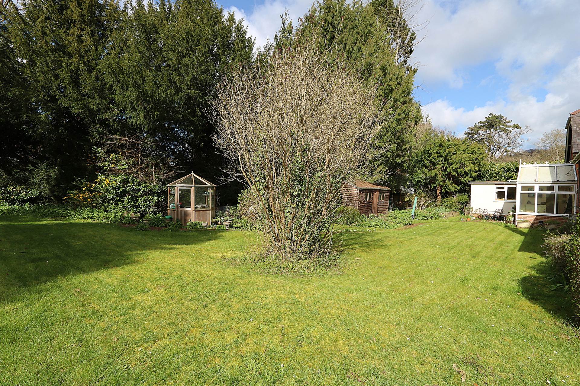 Whitchurch-on-Thames - Walk to Shops & train station, Image 18