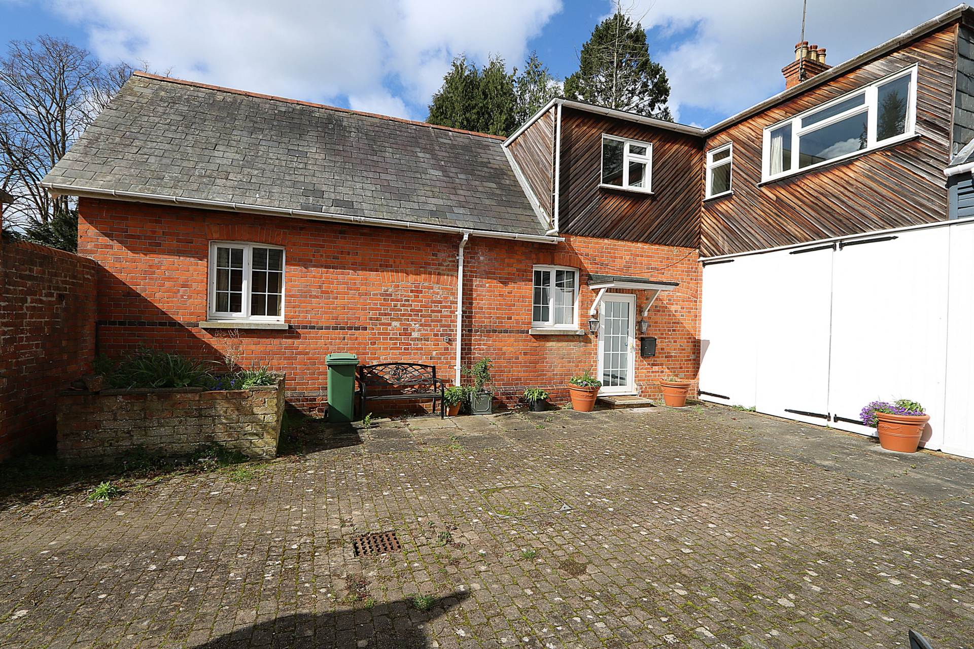 Whitchurch-on-Thames - Walk to Shops & train station, Image 6