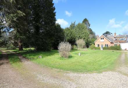 Whitchurch-on-Thames - Walk to Shops & train station, Image 3