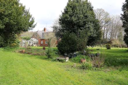 Whitchurch-on-Thames - Walk to Shops & train station, Image 4