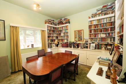 Whitchurch-on-Thames - Walk to Shops & train station, Image 5