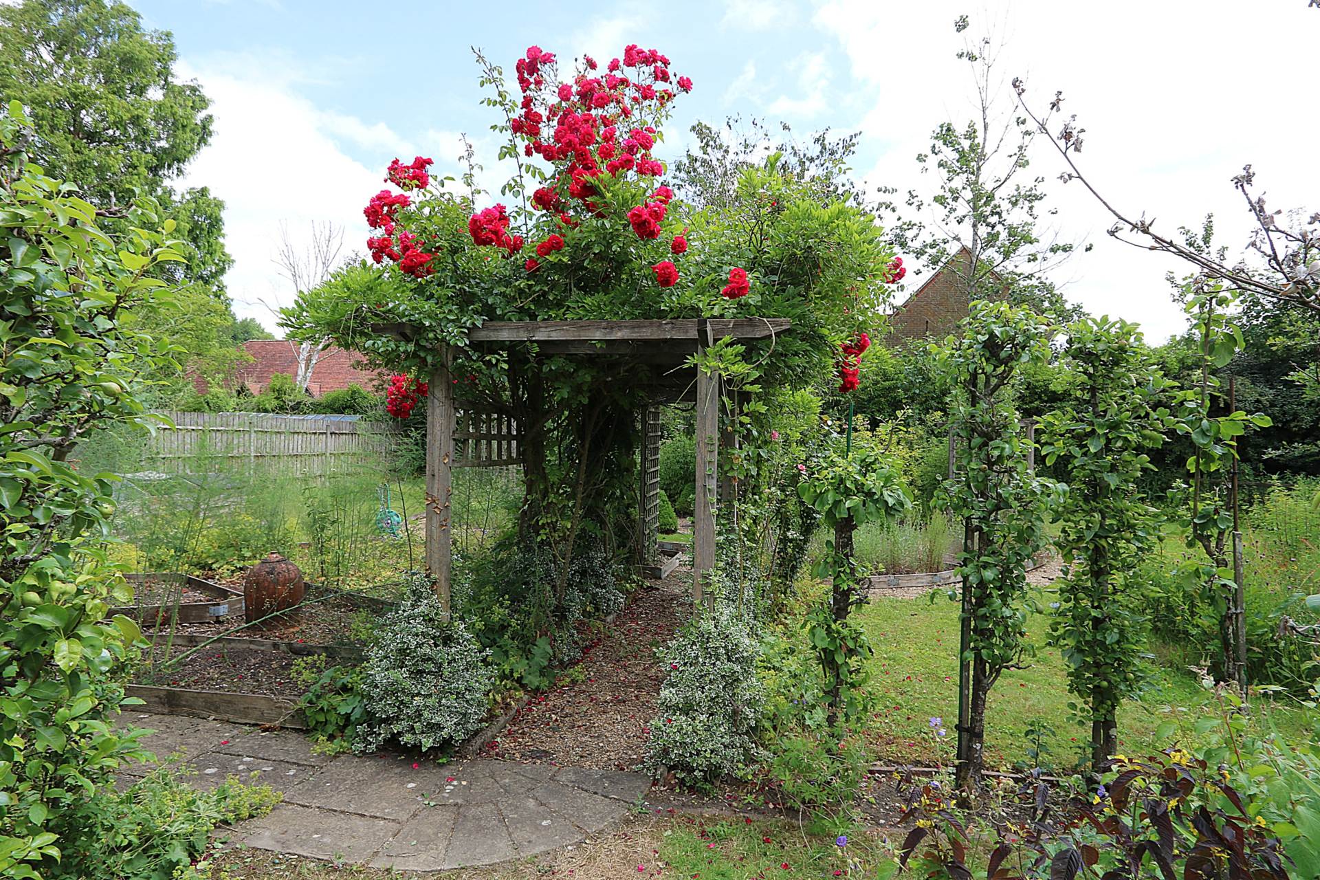 Woolhampton, Berkshire, Image 17