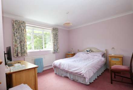 Woolhampton, Berkshire, Image 10
