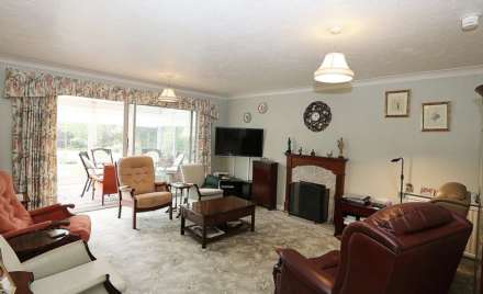 Woolhampton, Berkshire, Image 3