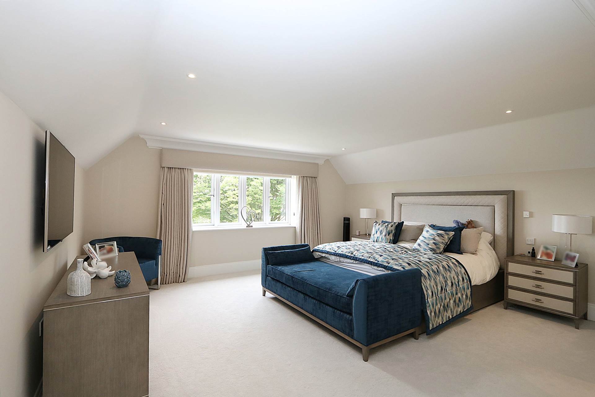 PRIME LOCATION - Bethesda Street, Upper Basildon, Image 11