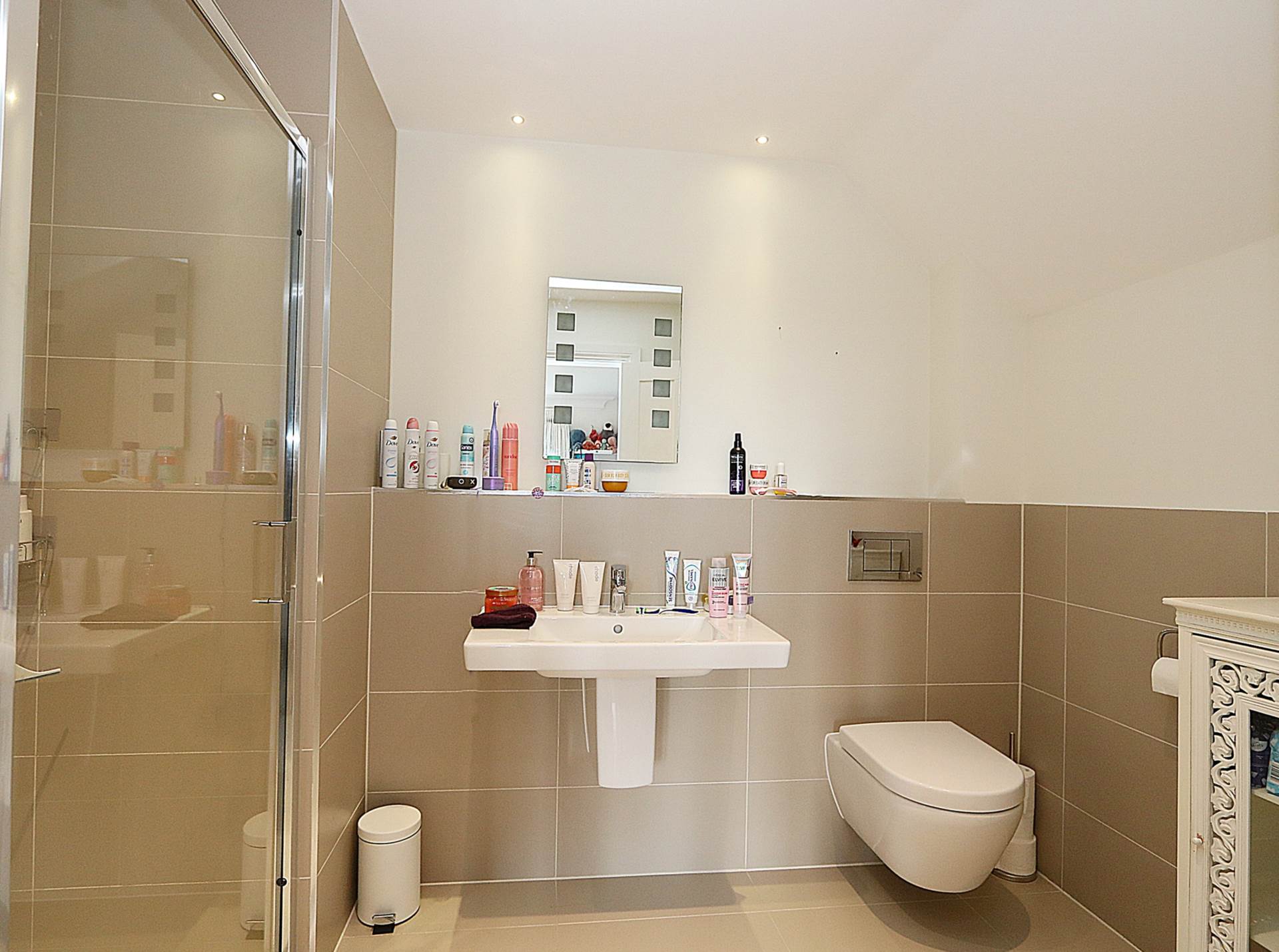 PRIME LOCATION - Bethesda Street, Upper Basildon, Image 17