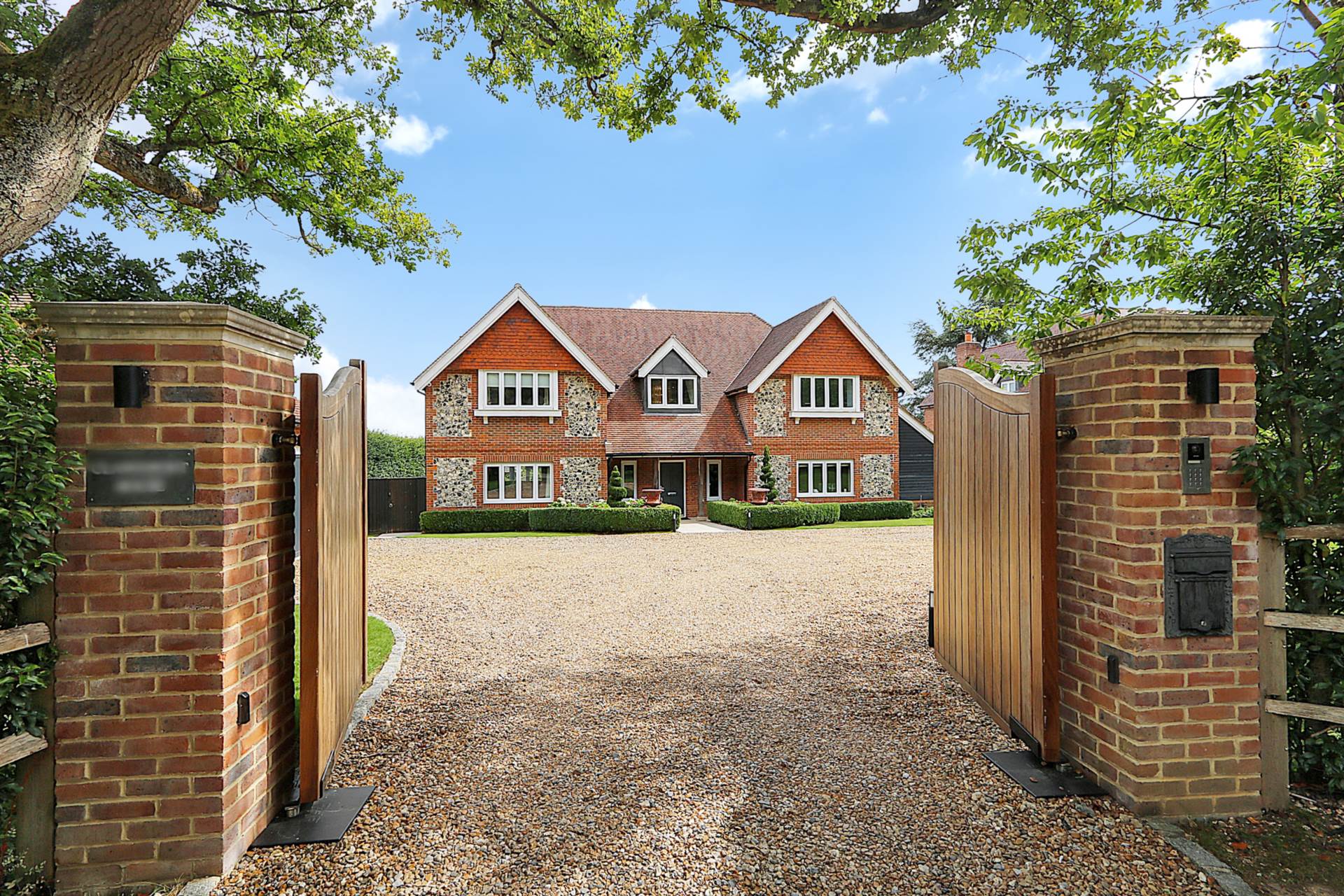 PRIME LOCATION - Bethesda Street, Upper Basildon, Image 29