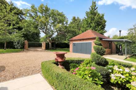 PRIME LOCATION - Bethesda Street, Upper Basildon, Image 27