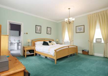 Waylands Close, Bradfield, Image 10