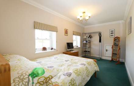 Waylands Close, Bradfield, Image 11