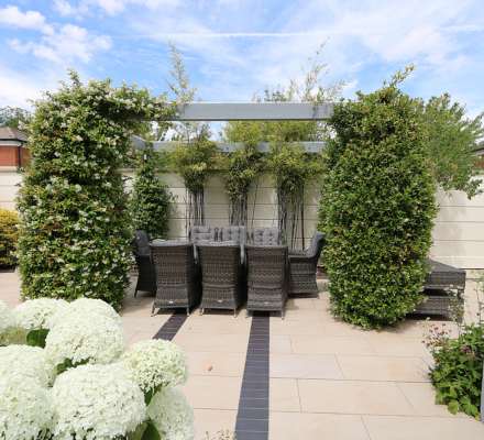 Waylands Close, Bradfield, Image 20