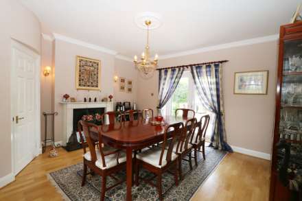 Waylands Close, Bradfield, Image 7