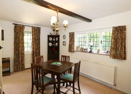 Sulham, edge of Pangbourne - 4 bed period house with 29 acres, Image 8