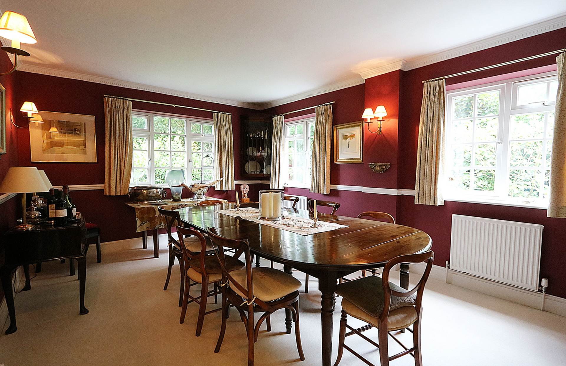 Yattendon, Berkshire -  1 mile to The Royal Oak hotel, restaurant & pub, village store, cafe & primary school, Image 9