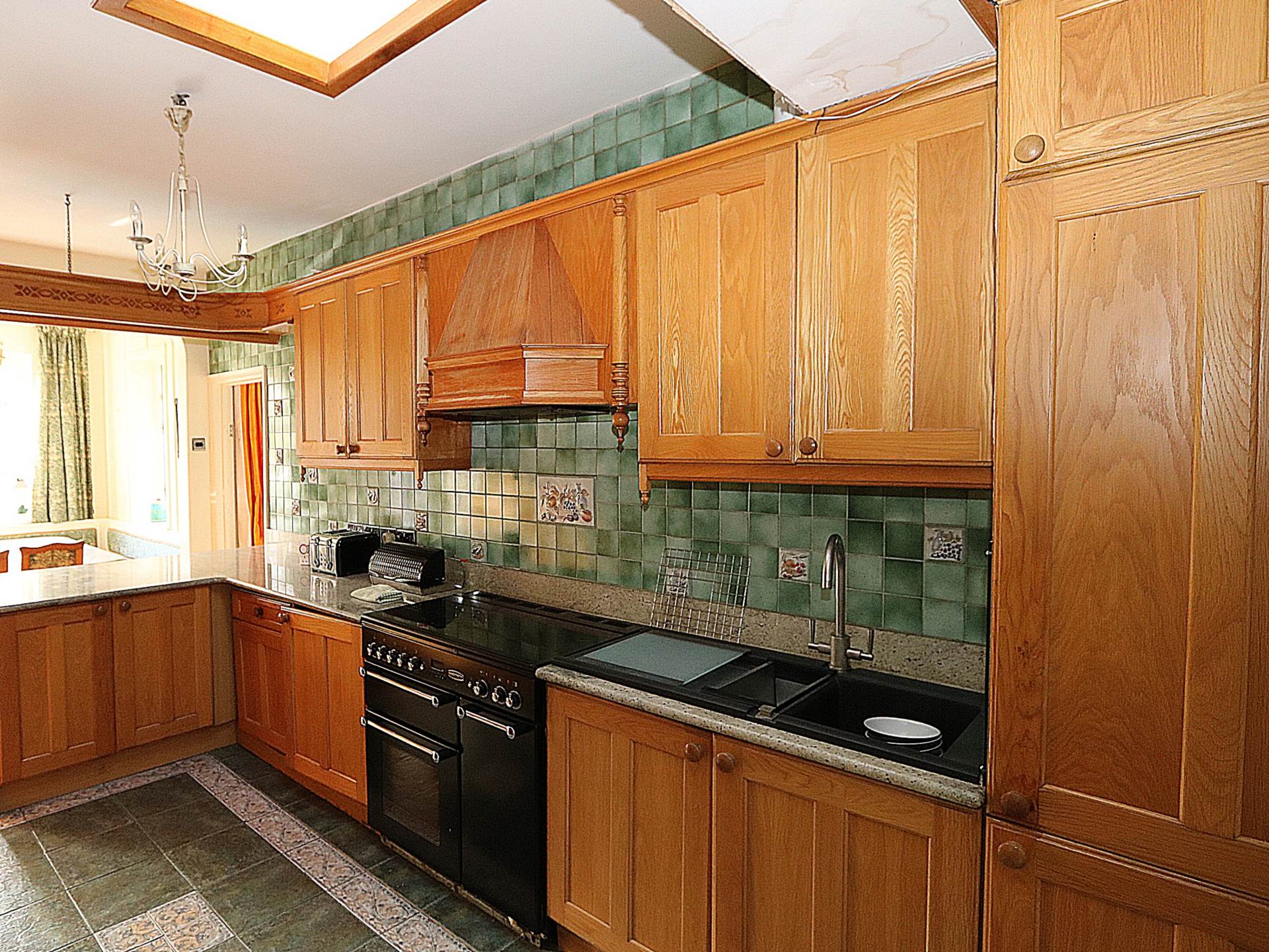 Riverview Road, Pangbourne - Walk to shops & train station, Image 11