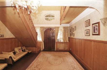 Riverview Road, Pangbourne - Walk to shops & train station, Image 14