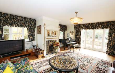 Riverview Road, Pangbourne - Walk to shops & train station, Image 2