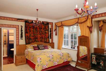 Riverview Road, Pangbourne - Walk to shops & train station, Image 23