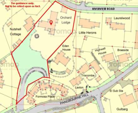 Riverview Road, Pangbourne - Walk to shops & train station, Image 4