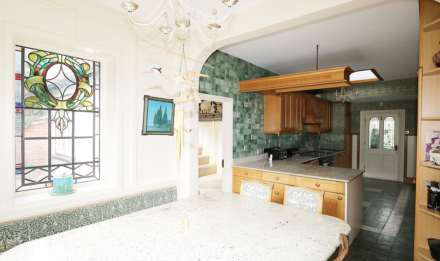 Riverview Road, Pangbourne - Walk to shops & train station, Image 7