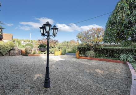 North Street, Nr Englefield - peaceful hamlet on the edge of Englefield estate, Image 16