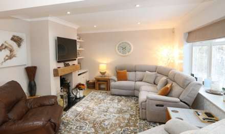 North Street, Nr Englefield - peaceful hamlet on the edge of Englefield estate, Image 4