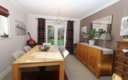 North Street, Nr Englefield - peaceful hamlet on the edge of Englefield estate, Image 5