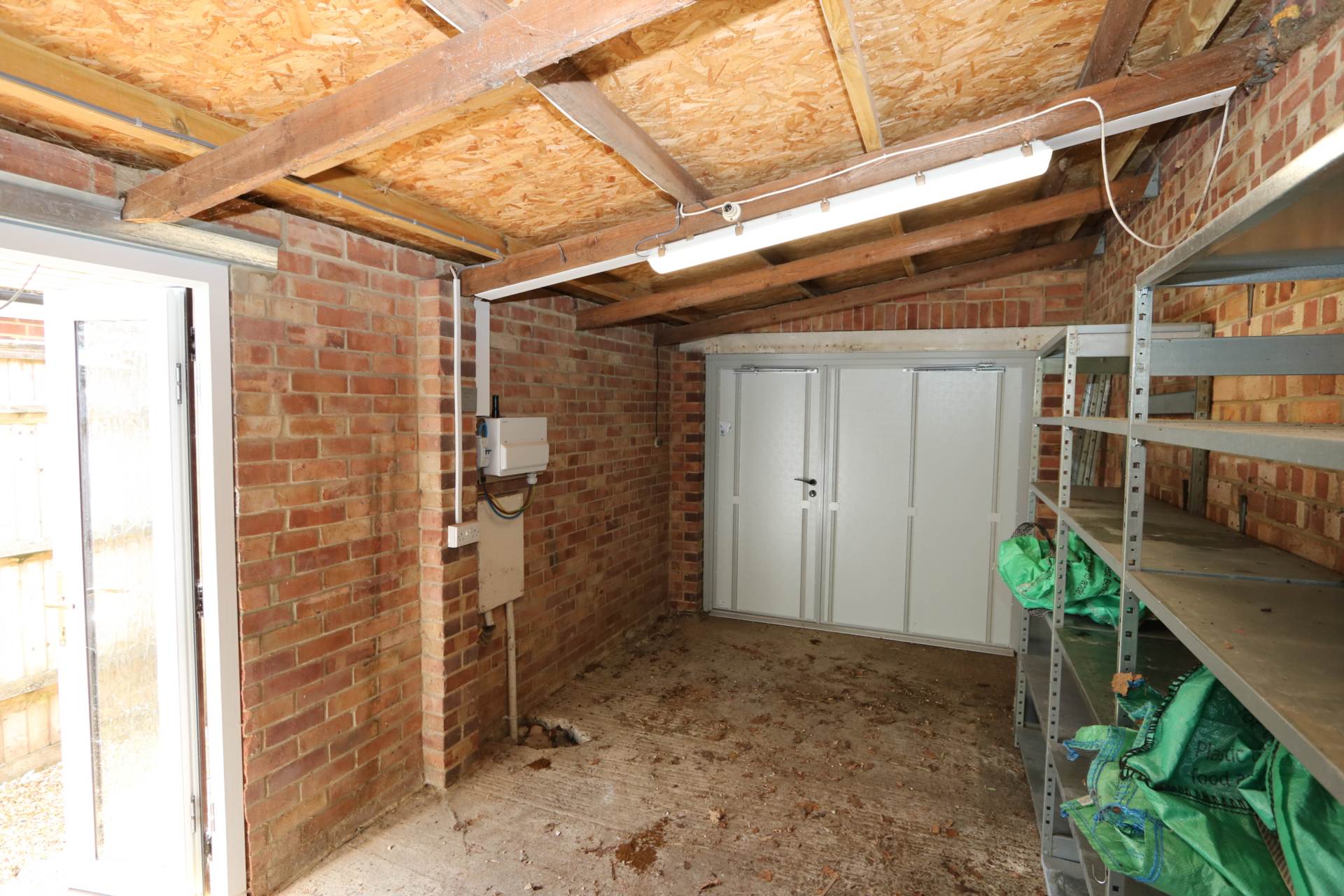 Emery Acres, Upper Basildon, Image 14