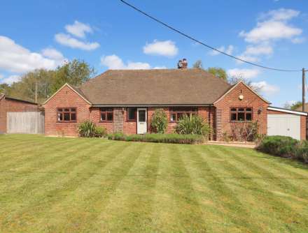 Emery Acres, Upper Basildon, Image 2