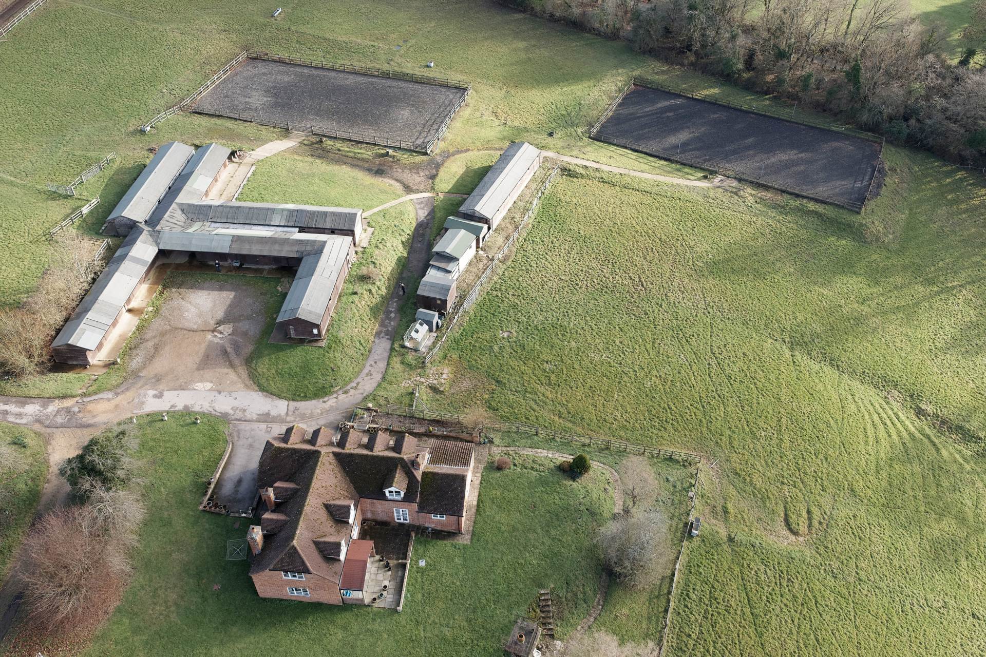 Padworth, Berkshire - 40 acres/ equestrian, 30 loose boxes, Image 14