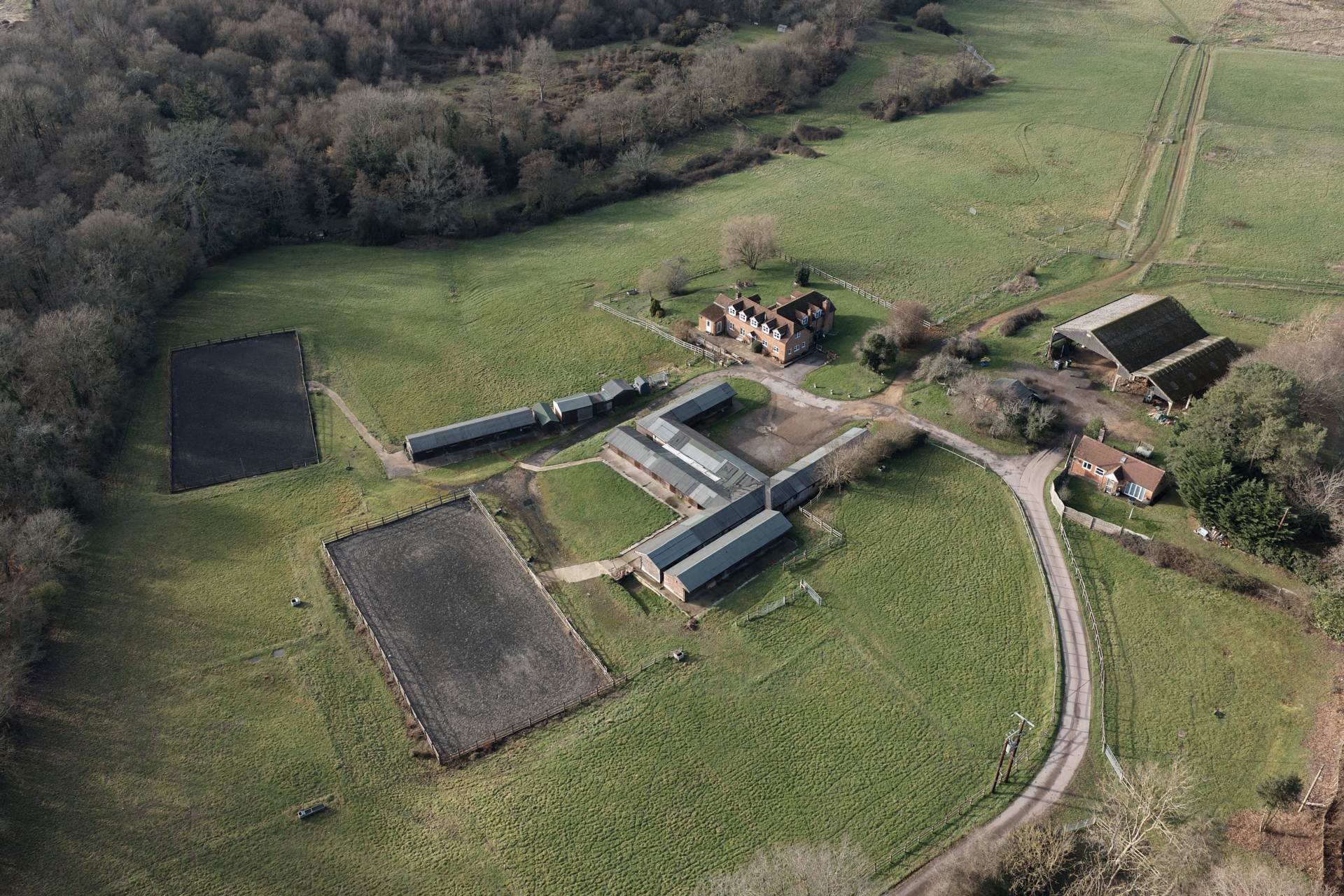 Padworth, Berkshire - 40 acres/ equestrian, 30 loose boxes, Image 5