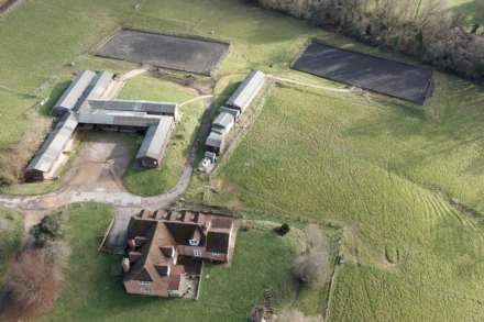 Padworth, Berkshire - 40 acres/ equestrian, 30 loose boxes, Image 14