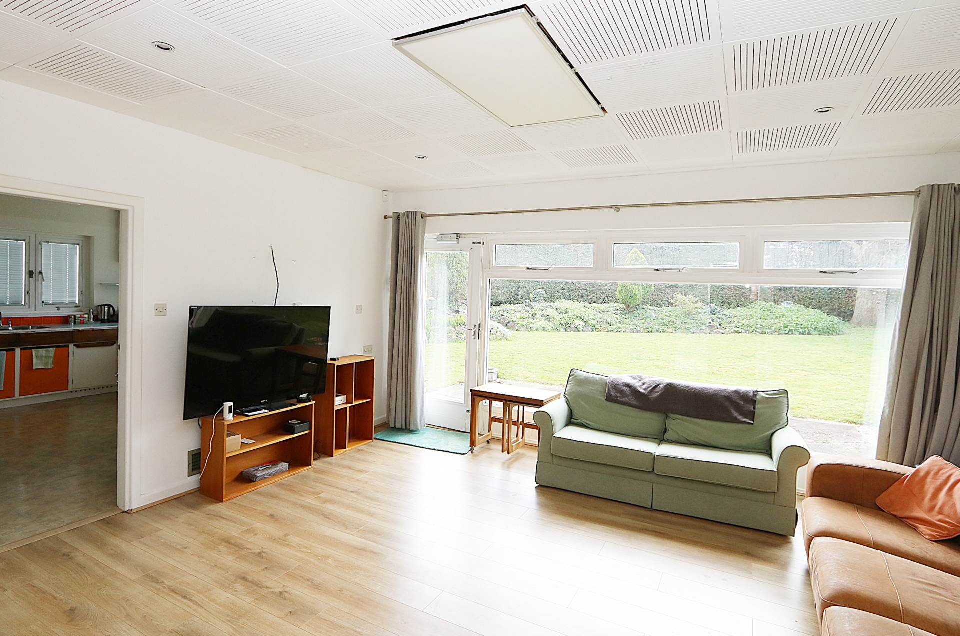 Tilehurst, off the highly sought after Long Lane, Image 11