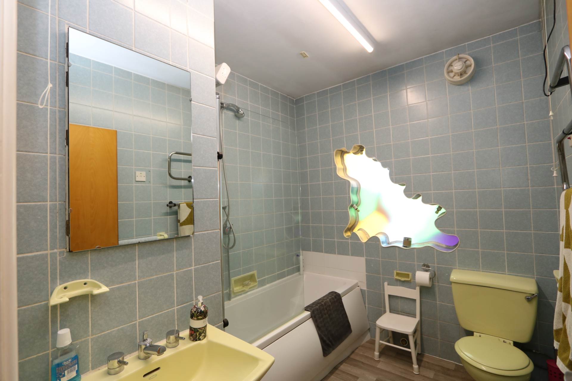 Tilehurst, off the highly sought after Long Lane, Image 20