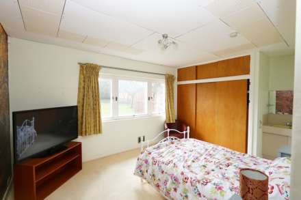 Tilehurst, off the highly sought after Long Lane, Image 15