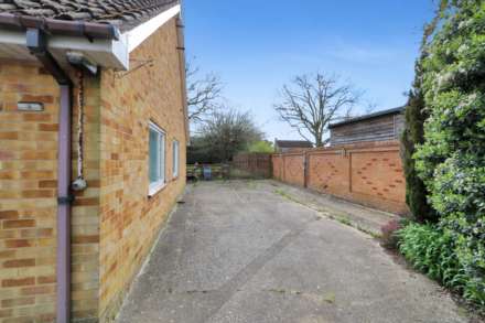 Tilehurst, off the highly sought after Long Lane, Image 6