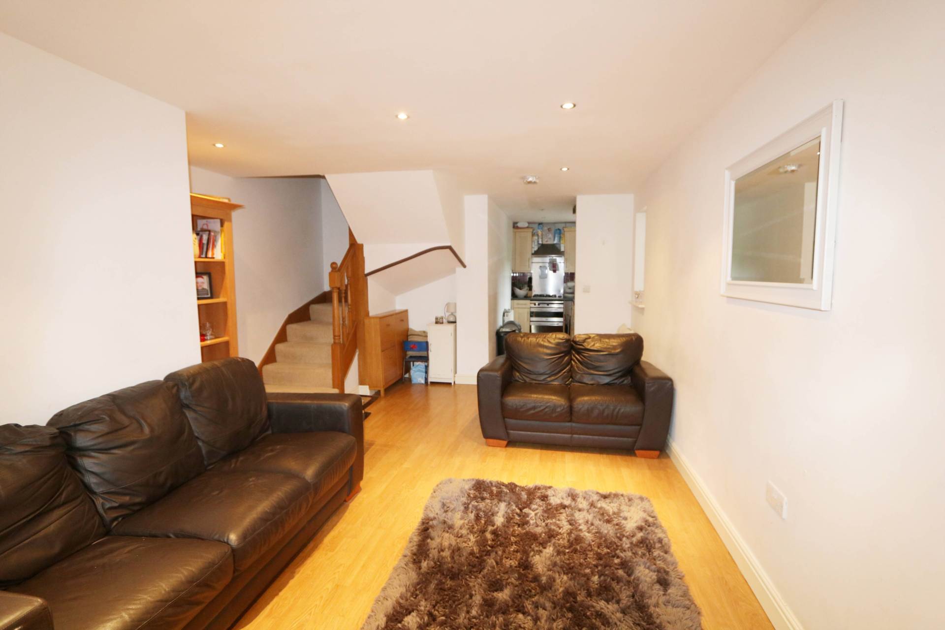 Pangbourne, Berkshire - Walk to shops, amenities and train station to London & Oxford, Image 2