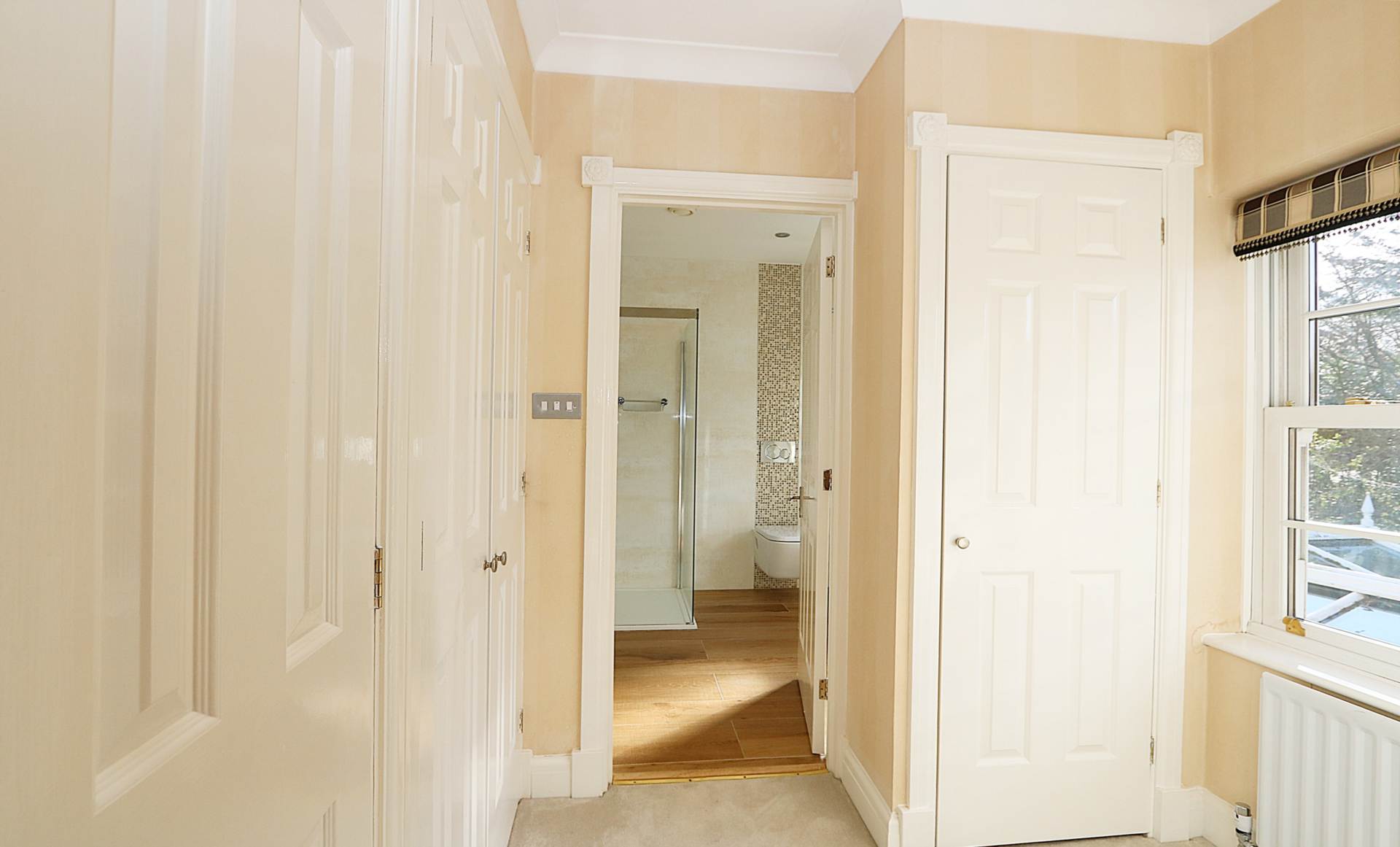 Pangbourne, Pangbourne Hill - peaceful location within easy 6/7 mins walk to the shops/ train station to London, Image 14