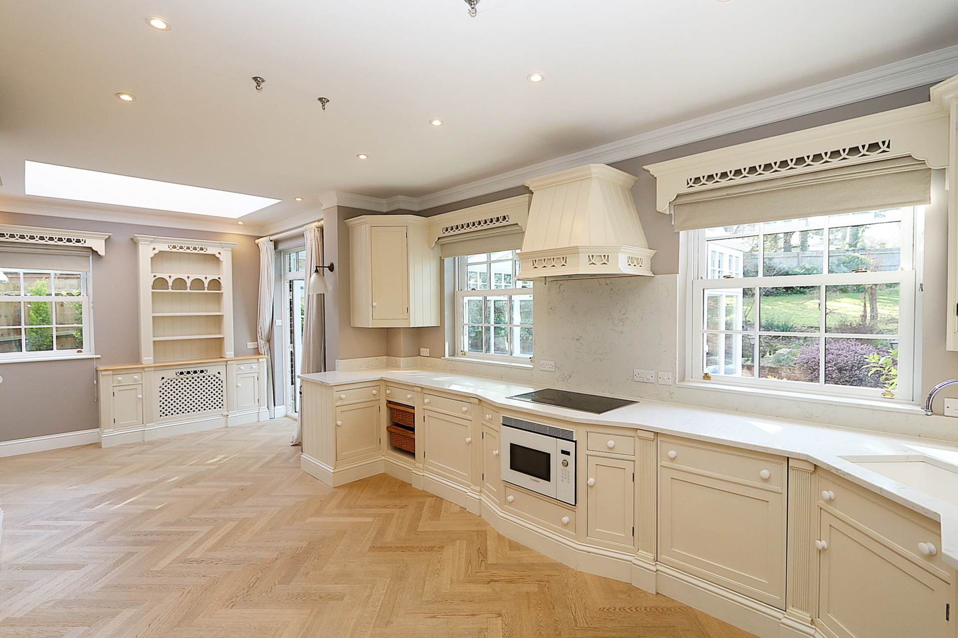 Pangbourne, Pangbourne Hill - peaceful location within easy 6/7 mins walk to the shops/ train station to London, Image 5