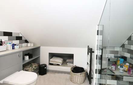 Moulsford, Oxfordshire - Walk to village green,  pub/ restaurant, Moulsford & Cranford House Schools, Image 20