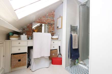 Thames Avenue, Pangbourne - Walk to shops & train station to London, Image 10