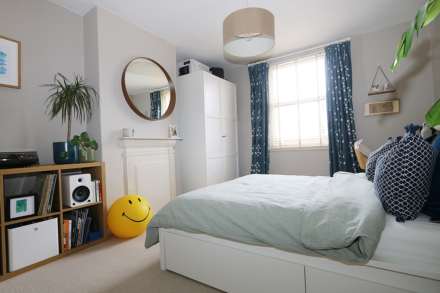 Thames Avenue, Pangbourne - Walk to shops & train station to London, Image 11