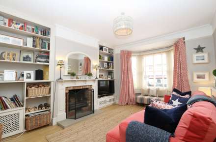 Thames Avenue, Pangbourne - Walk to shops & train station to London, Image 6