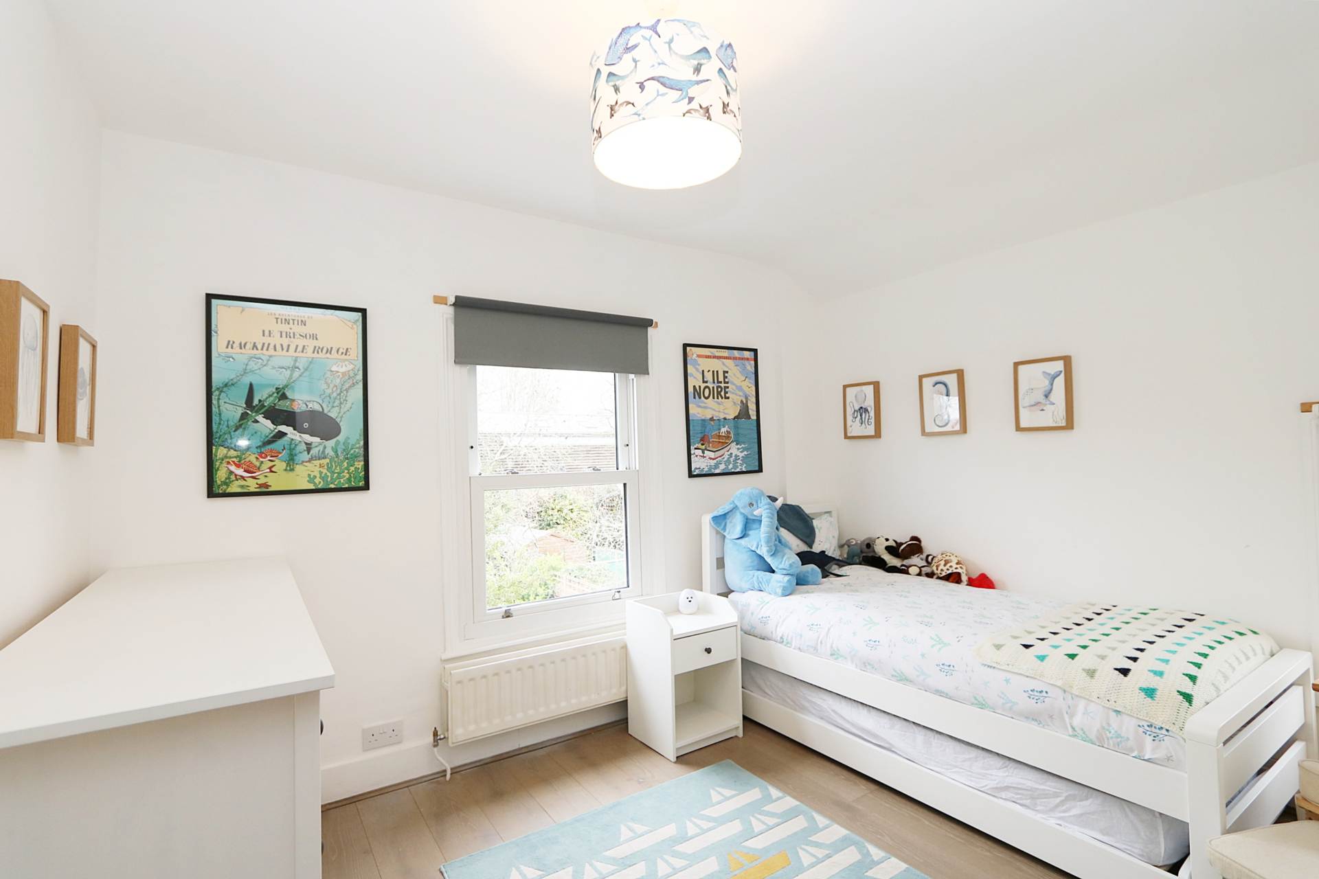 Thames Avenue, Pangbourne - walk to the shops & train station, Image 12